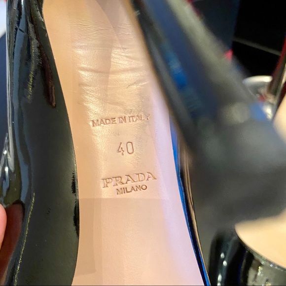 AUTH PRADA PEEP TOE BLACK PUMP - Picture 9 of 14